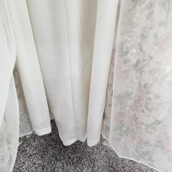 NWT Mac Duggal Sequined Floral Print Cut Out Lace Up Gown Size 6 - Picture 13 of 17